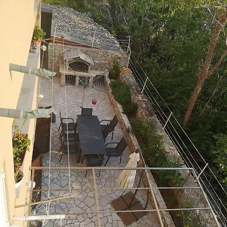 Cres Apartament