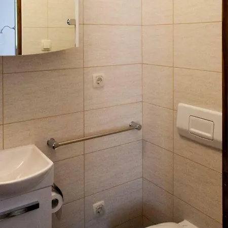 Cres Apartament *